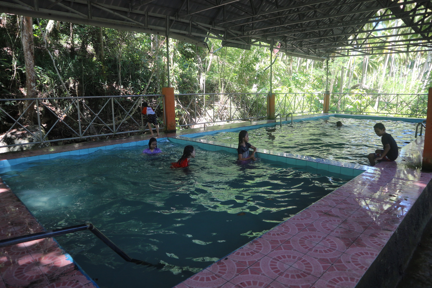 Permandian Alam Air Panas